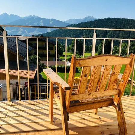 Bergkristallhaus Ramsau am Dachstein Exterior photo